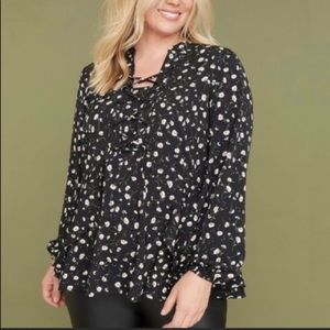 NWT Lane Bryant Floral Lace Up Peplum Blouse T…